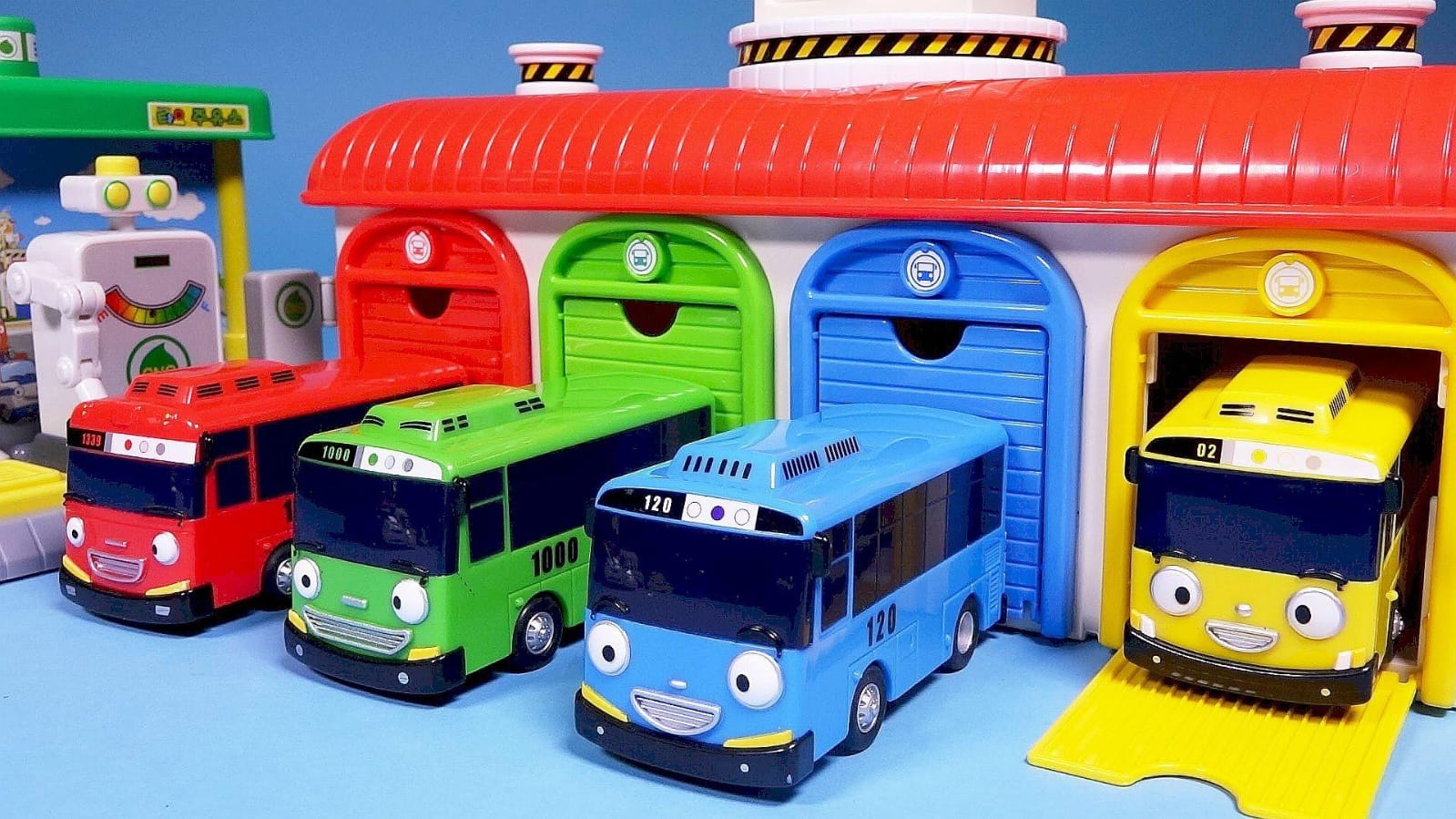 Автобусы Тайо в мире игрушек...